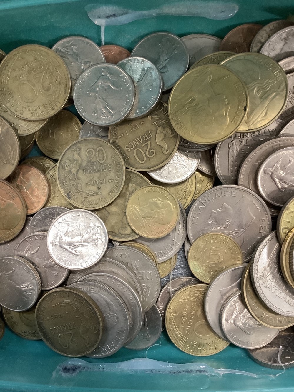 Lot de pièces anciennes françaises et étrangères 4 monnaies lot de pieces anciennes francaises et etrangeres