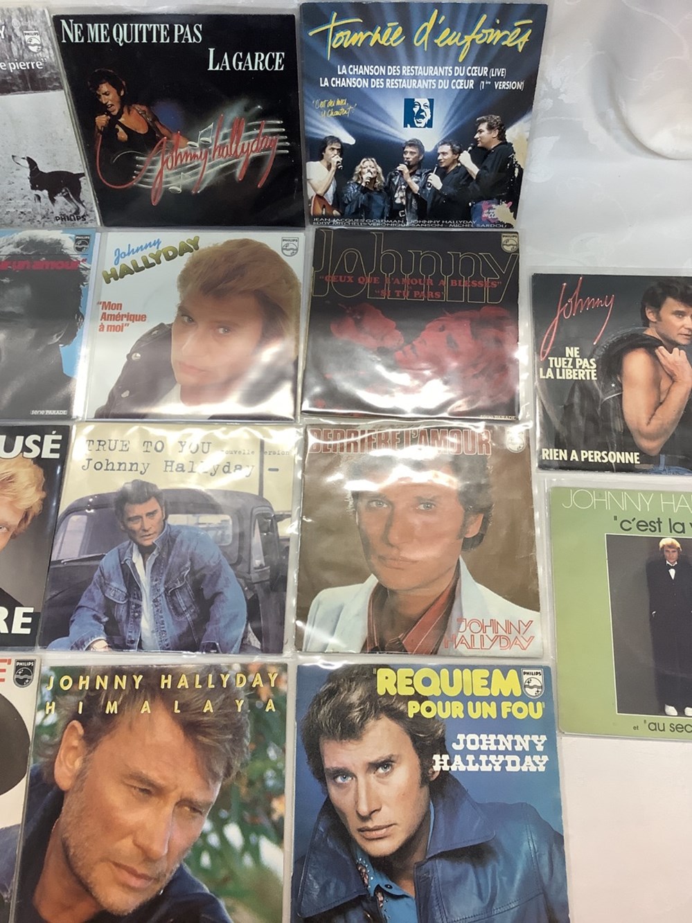 18 vinyles 45 T. 3 monnaies 18 vinyles 45 t