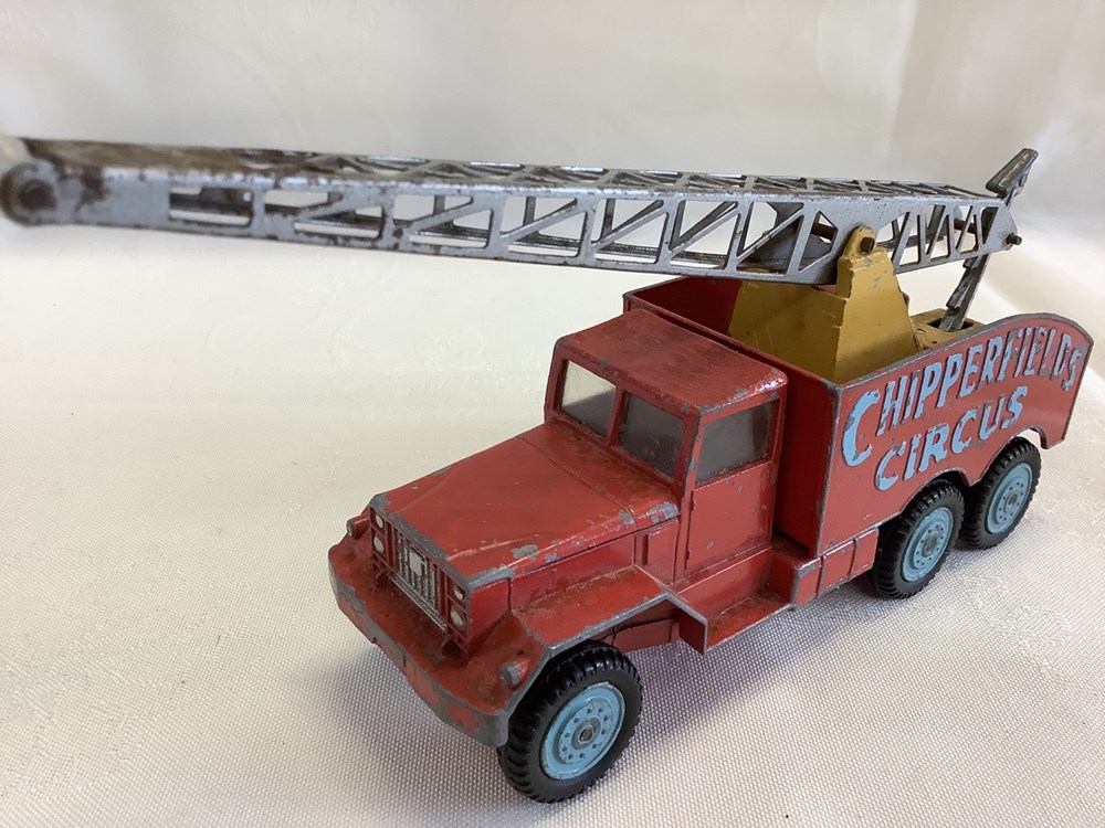 Camion CORGI, Major Toys, Chipperfields Circus, en l’état. 2 monnaies camion corgi major toys chipperfields circus en l etat