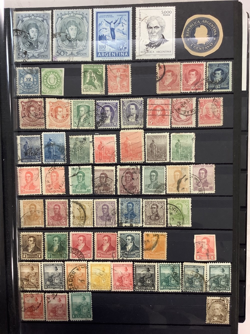 4 albums de timbres, principalement Amériques, pour la plupart, oblitérés, 4 monnaies 4 albums de timbres principalement ameriques pour la plupart obliteres