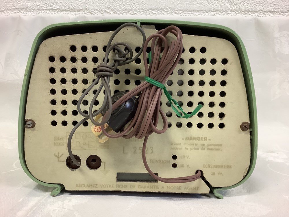 Radio Ducretet Thomson L 2523 année 1953 3 monnaies radio ducretet thomson l 2523 annee 1953
