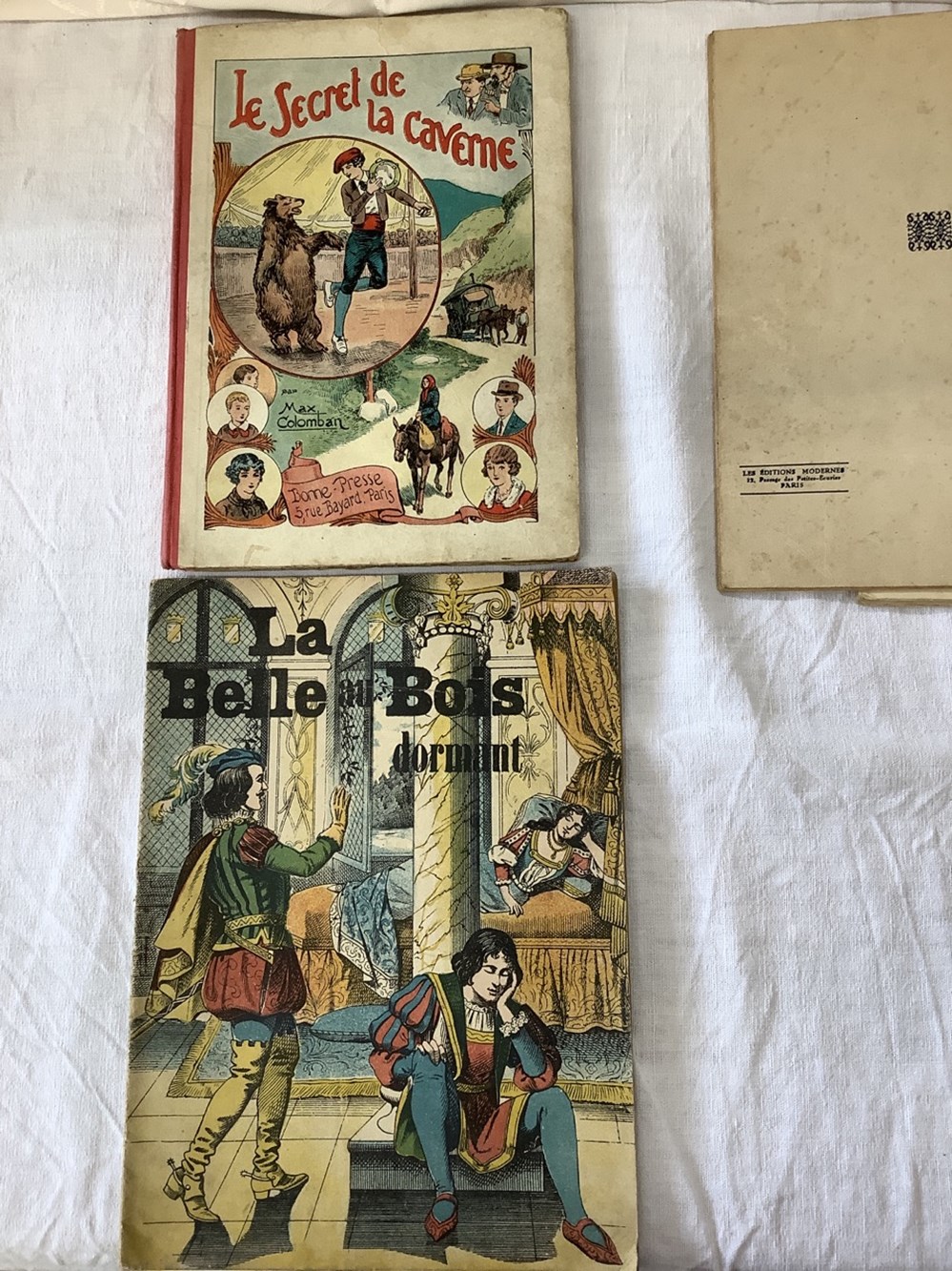 Lot de 9 illustrés pour enfant et ado, en état d’usage, non crayonnés, non déchirés. 4 monnaies lot de 9 illustres pour enfant et ado en etat d usage non crayonnes non dechires