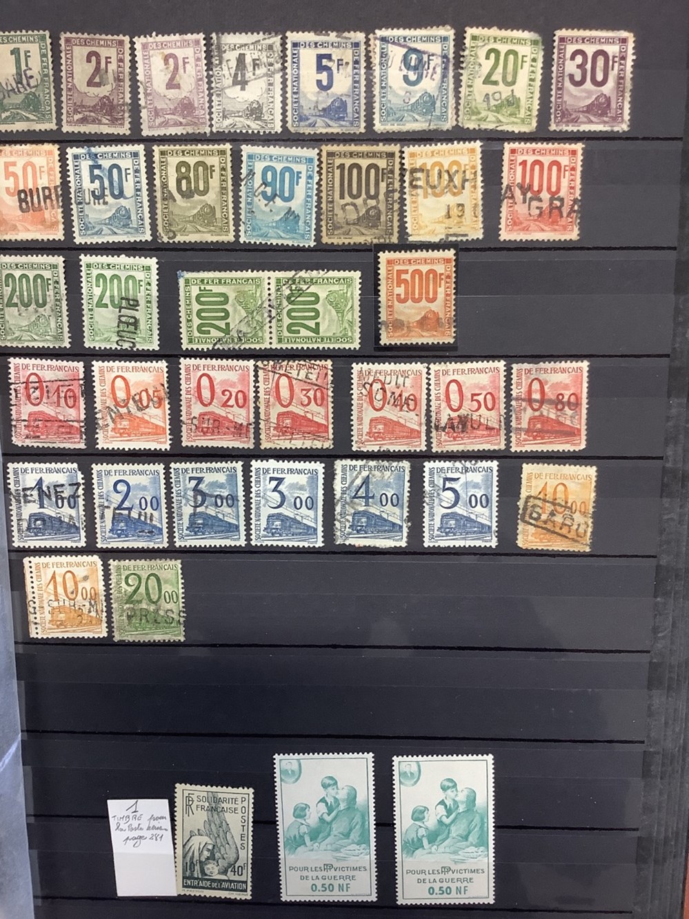 monnaies 2 albums de timbres neuf et obliteres france dont poste aerienne liberation chemin de fer franchise postale etc