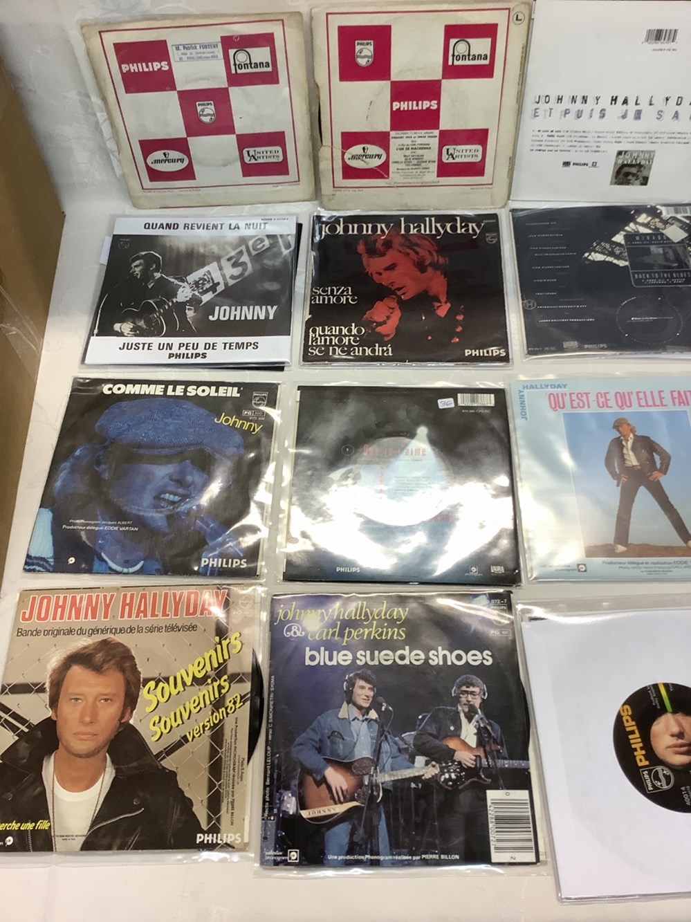 24 vinyles 45 T. 6 monnaies 24 vinyles 45 t