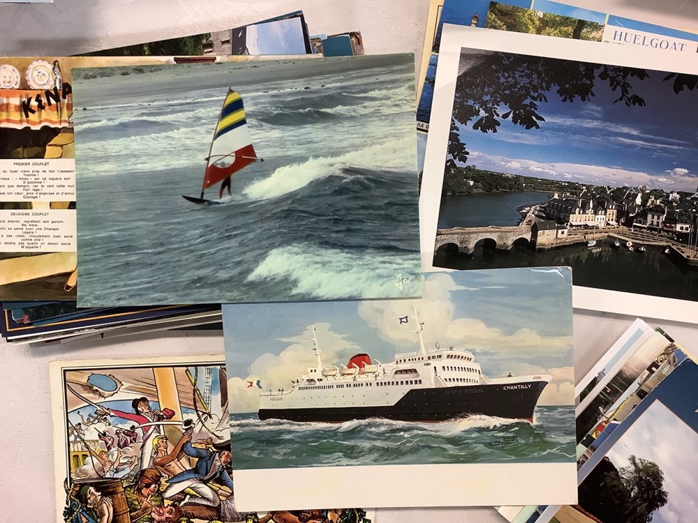 monnaies lot de cartes postales diverses modernes dont nombreuses neuves