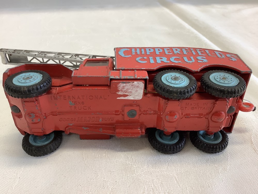 Camion CORGI, Major Toys, Chipperfields Circus, en l’état. 3 monnaies camion corgi major toys chipperfields circus en l etat
