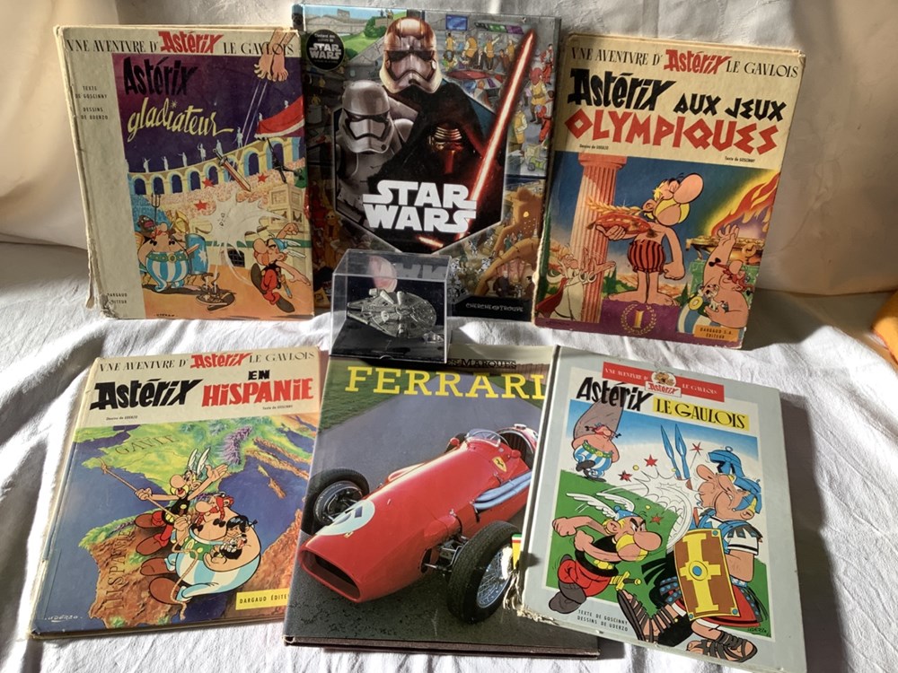 Un lot de Bandes dessinées dont Astérix et Star Wars + une maquette miniature Star Wars Faucon Millenium monnaies un lot de bandes dessinees dont asterix et star wars une maquette miniature star wars faucon millenium