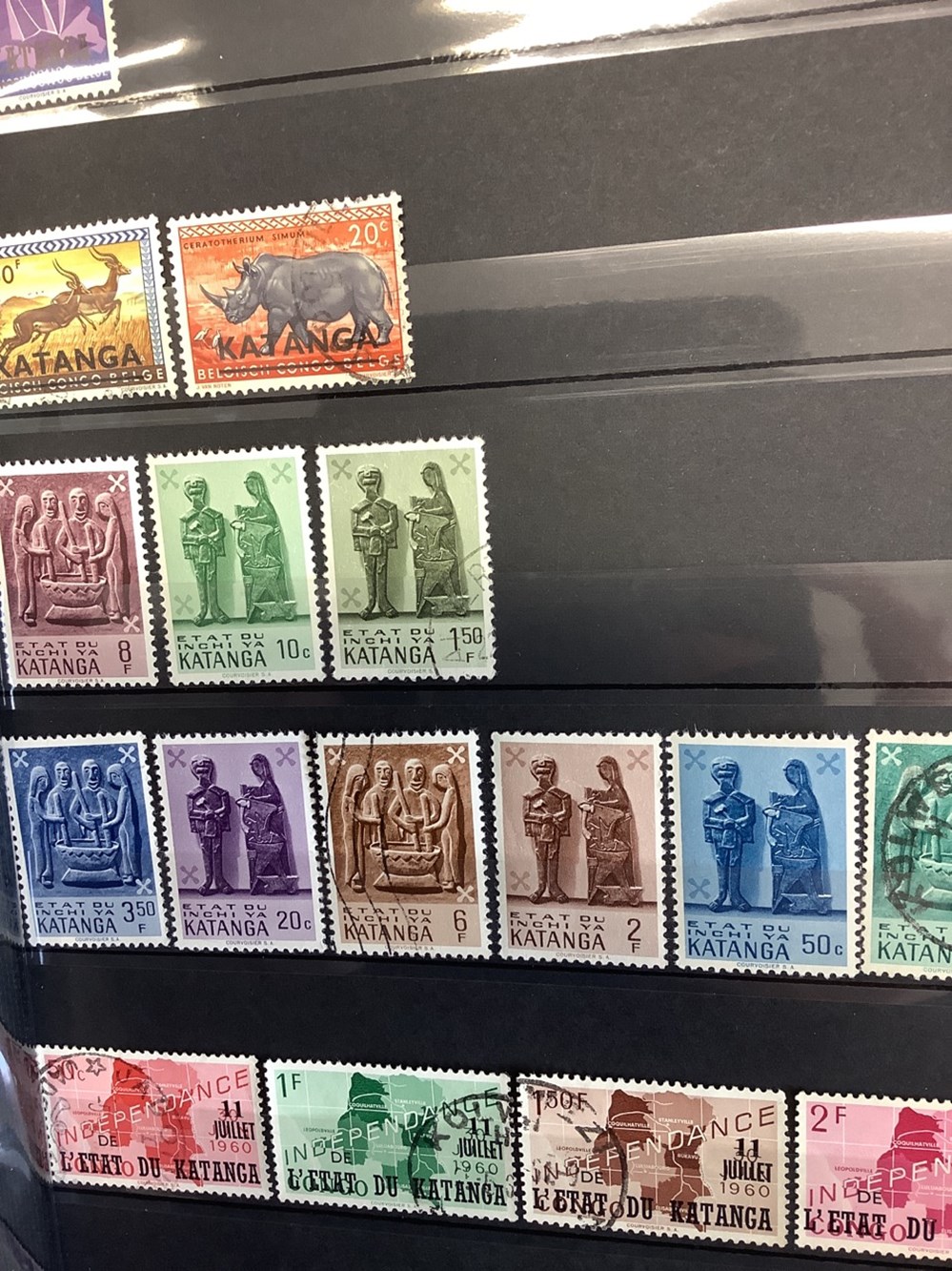 Lot de 7 classeurs de timbres divers pays, oblitérés et neufs, plusieurs milliers de timbres, 18 monnaies lot de 7 classeurs de timbres divers pays obliteres et neufs plusieurs milliers de timbres