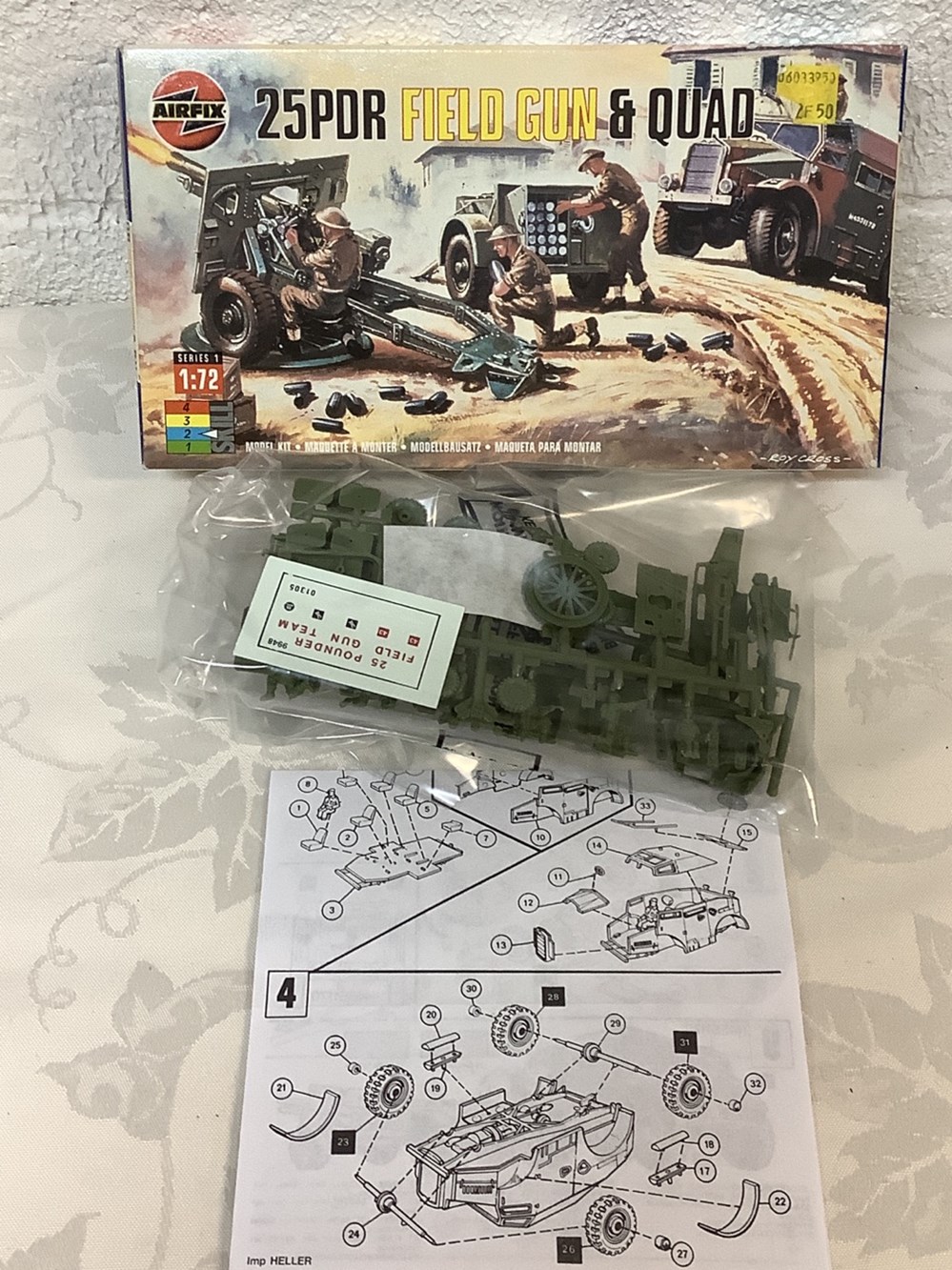 monnaies ensemble de 6 maquettes militaria a construire de marques heller airfix italeri et tamiya avec les notices