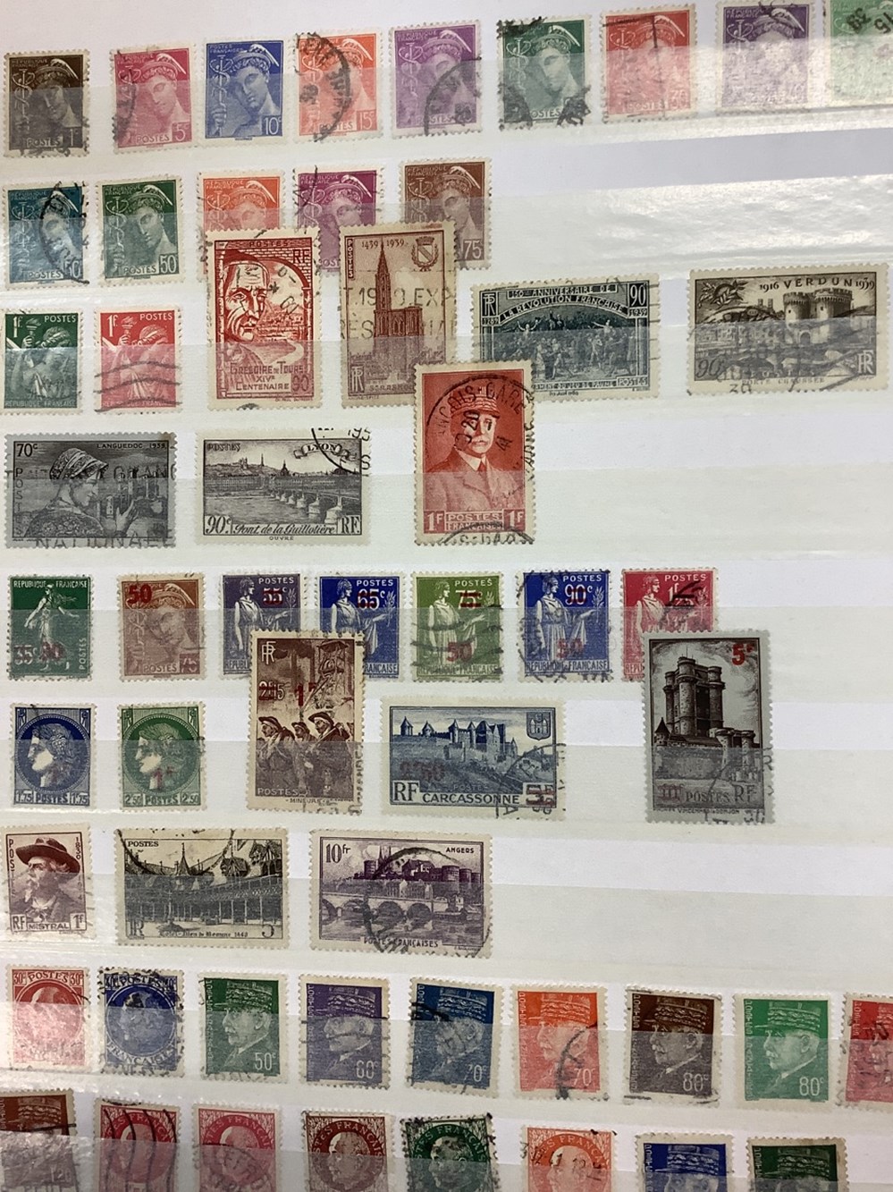 monnaies 2 albums de timbres neuf et obliteres france dont poste aerienne liberation chemin de fer franchise postale etc