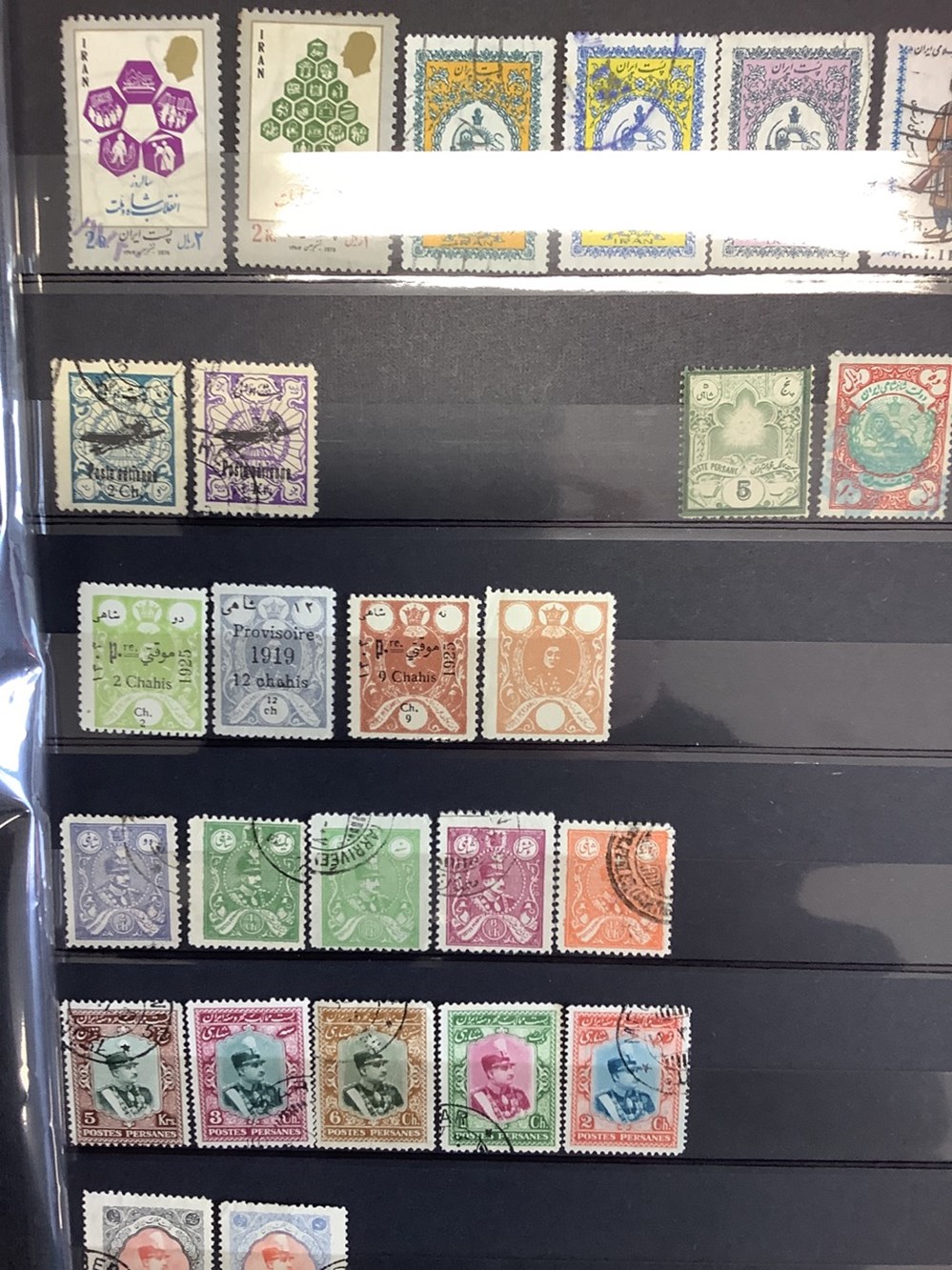 Lot de 7 classeurs de timbres divers pays, oblitérés et neufs, plusieurs milliers de timbres, 26 monnaies lot de 7 classeurs de timbres divers pays obliteres et neufs plusieurs milliers de timbres