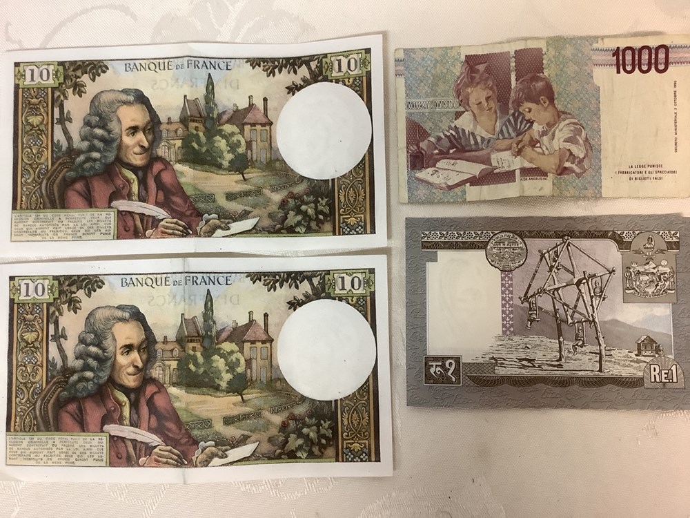 monnaies 4 billets de banque dont 2 x 100 francs numerotes 67114 et 67115 en tres bon etat