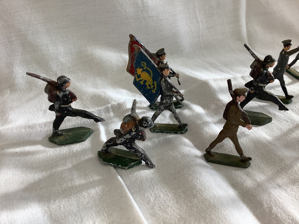 Figurines soldats allemands 3 monnaies figurines soldats allemands