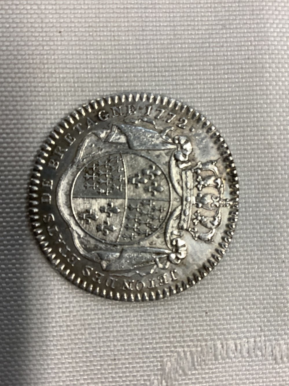 monnaies 2 jetons bretons en argent 1758 et 1772 poid total 13 gr