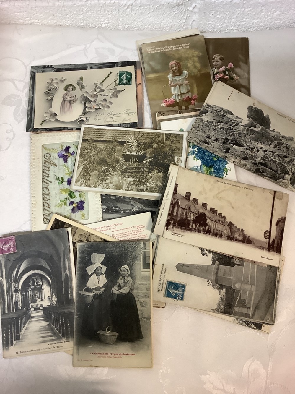 Lot de cartes postales diverses monnaies lot de cartes postales diverses