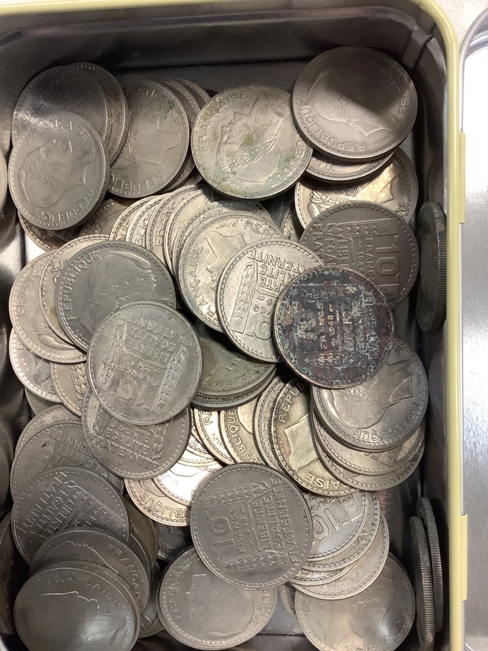 Lot de pièces de 10 frs Turin et 5 monnaies anciennes 2 lot de pieces de 10 frs turin et 5 monnaies anciennes
