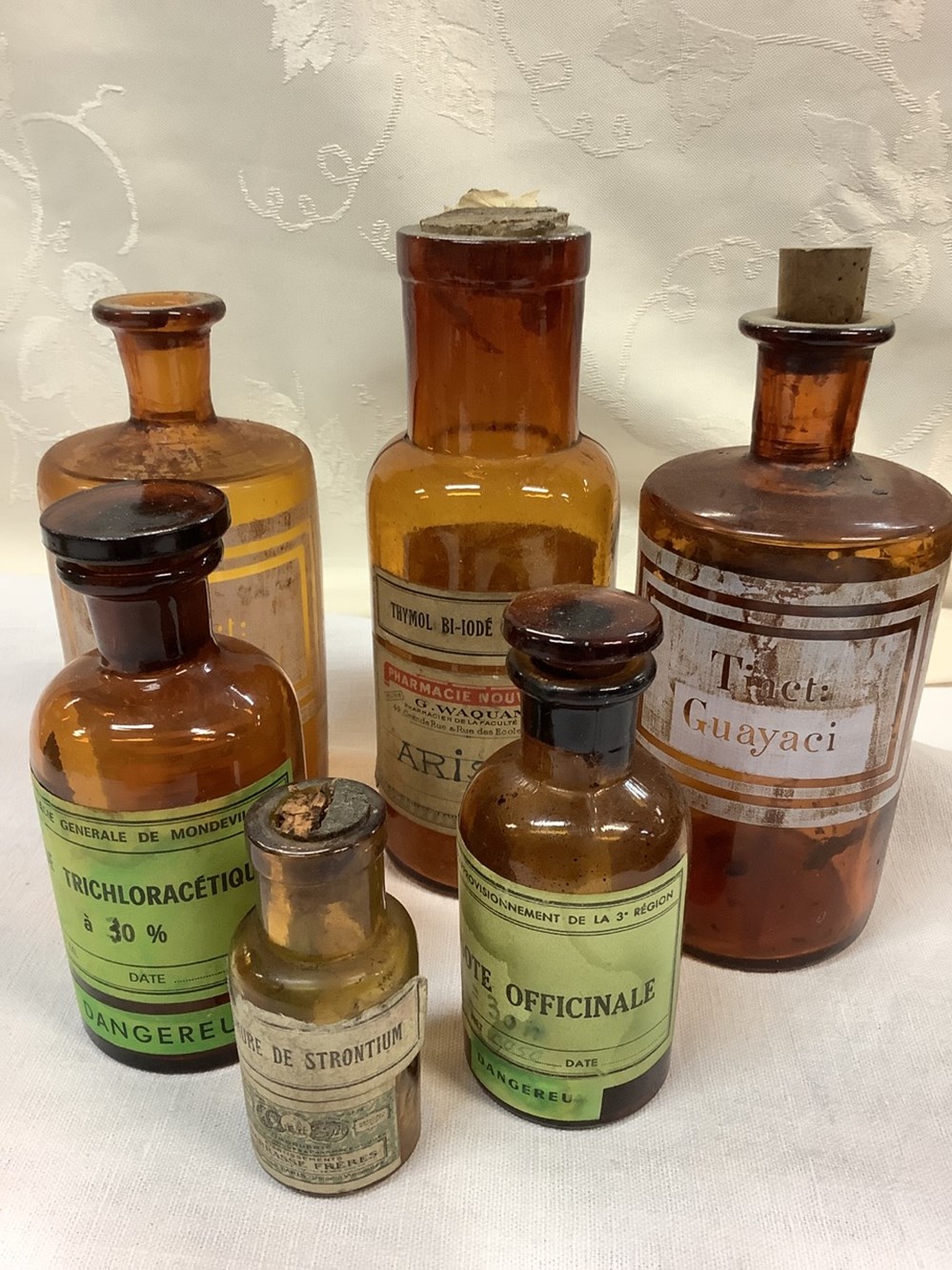 monnaies lot de 6 flacons de pharmacie de 7 cm a 16 cm