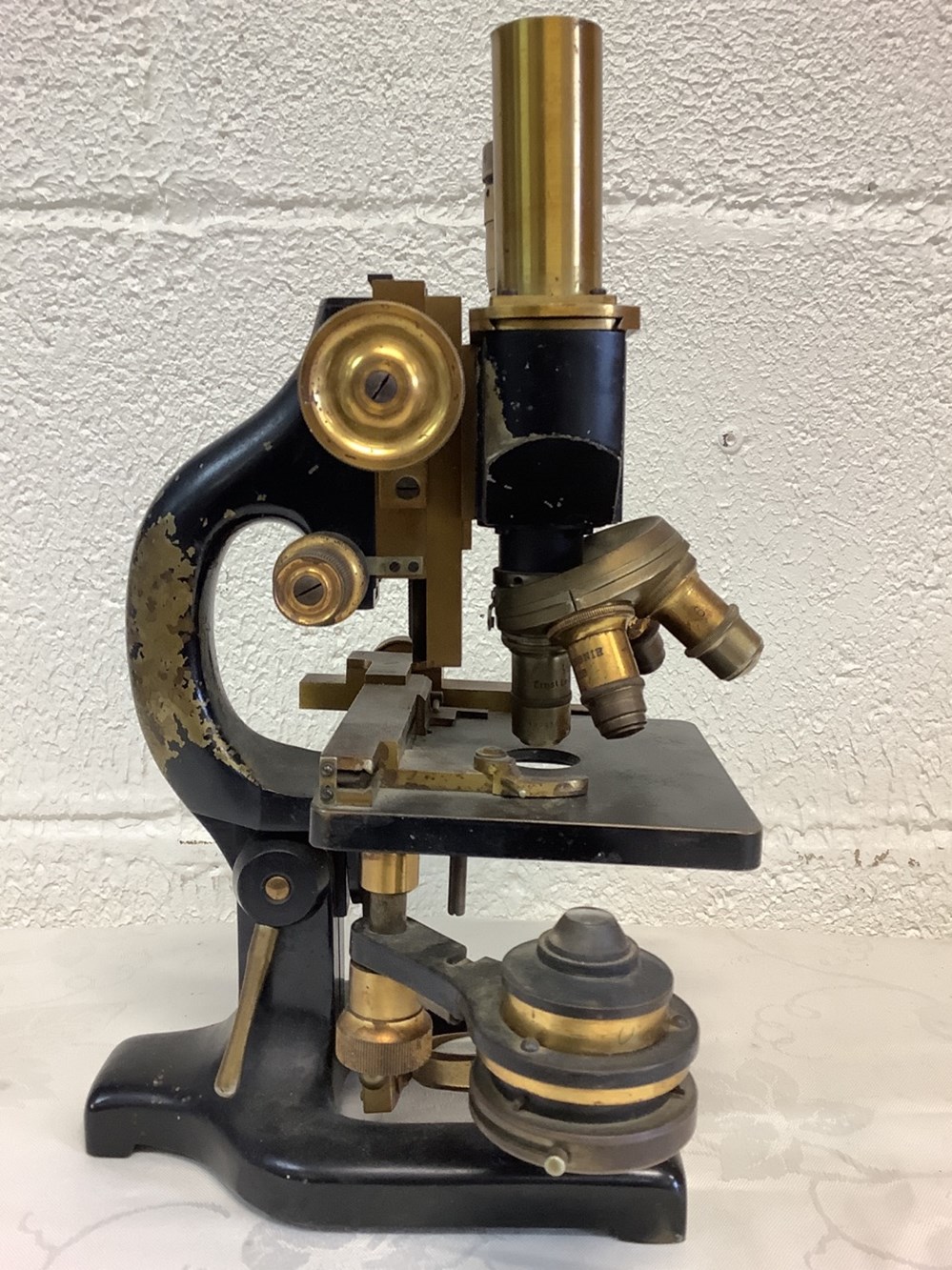 Microscope en bronze et Laiton STIASSNIE PARIS 3 monnaies microscope en bronze et laiton stiassnie paris