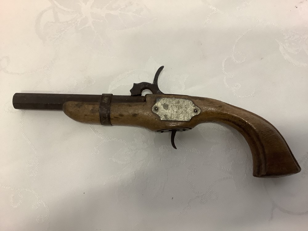 Petit pistolet à chien ancien monnaies petit pistolet a chien ancien