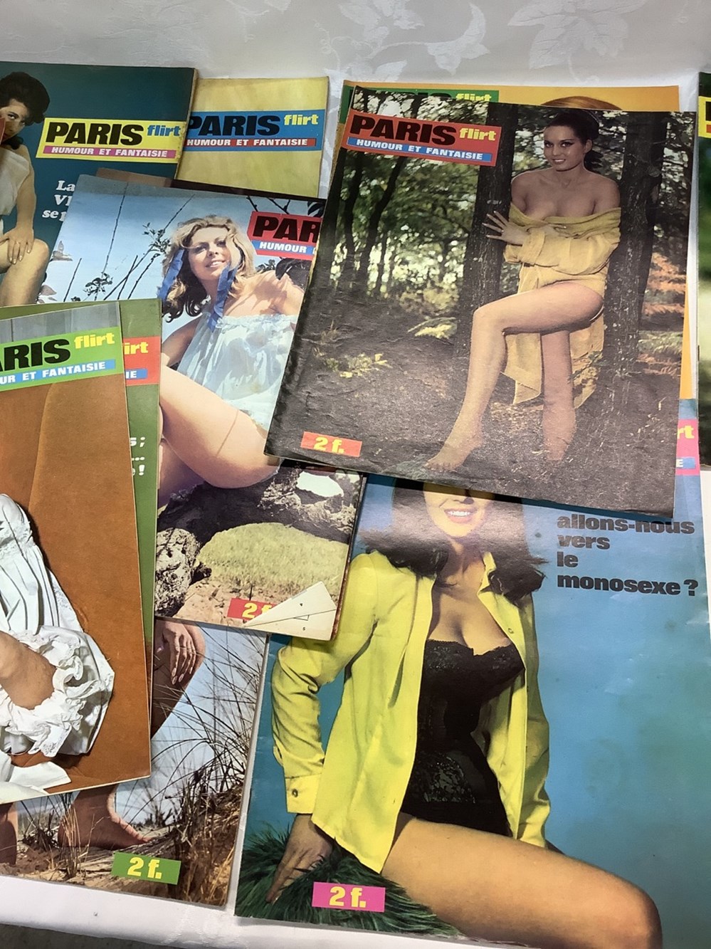 monnaies lot de 27 revues erotiques paris flirt en l etat