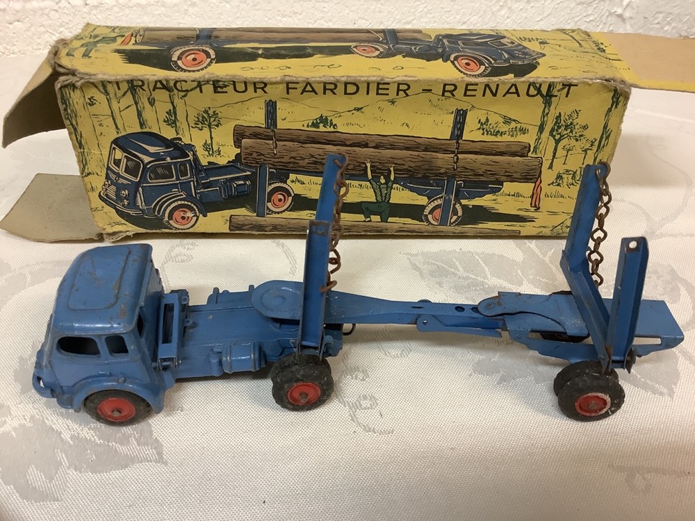 monnaies 2 camions dinky toy 2 boites vides dinky et 2 camion cij