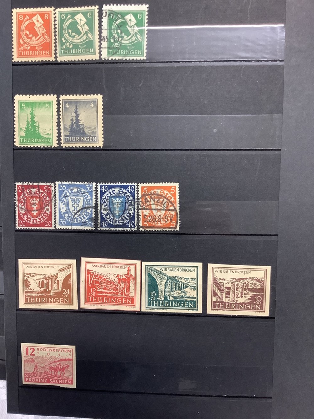 9 albums de timbres France, principalement oblitérés, quelques neufs, + colonies + Occupation française en Allemagne. 14 monnaies 9 albums de timbres france principalement obliteres quelques neufs colonies occupation francaise en allemagne