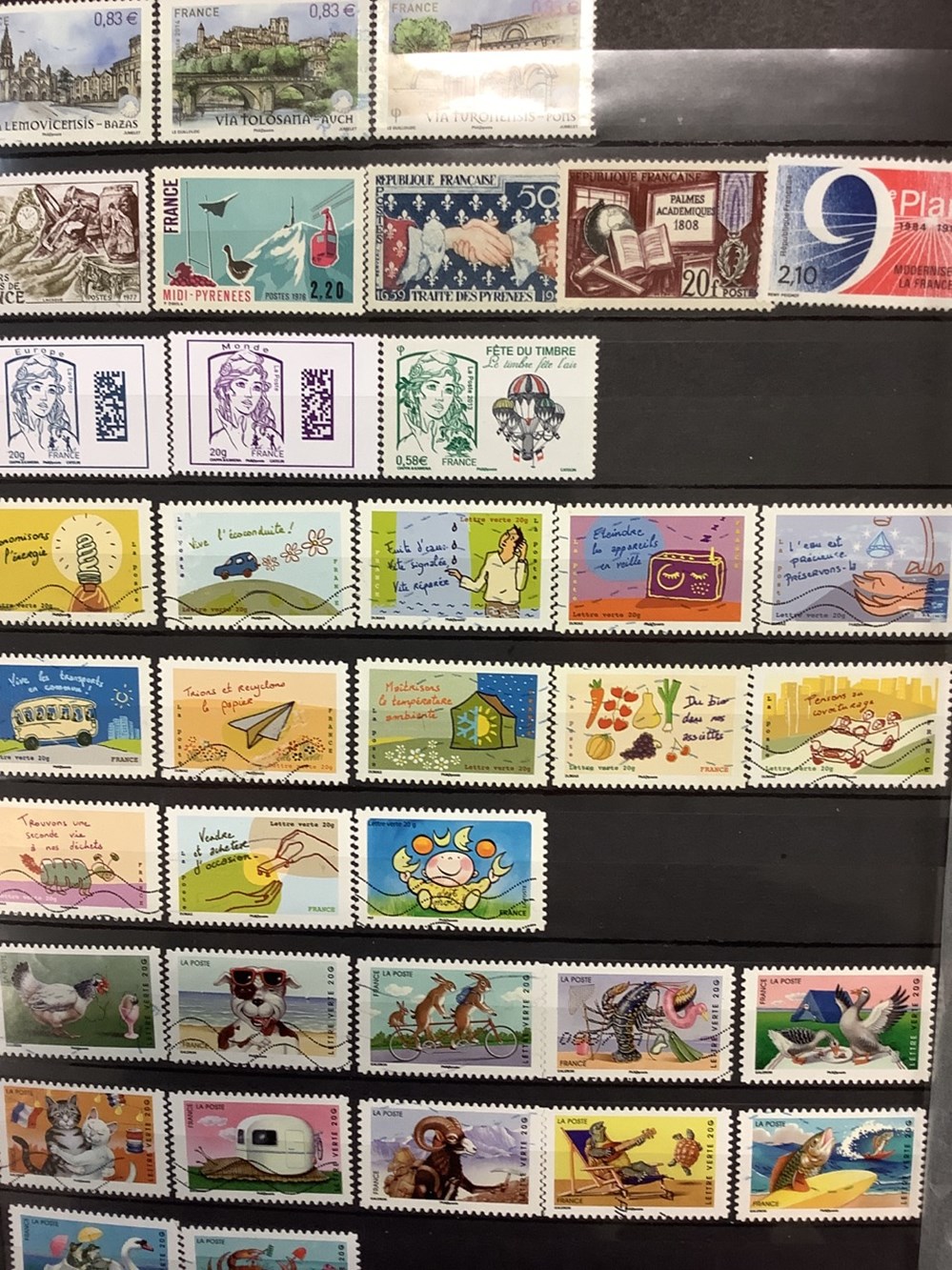 9 albums de timbres France, principalement oblitérés, quelques neufs, + colonies + Occupation française en Allemagne. 6 monnaies 9 albums de timbres france principalement obliteres quelques neufs colonies occupation francaise en allemagne