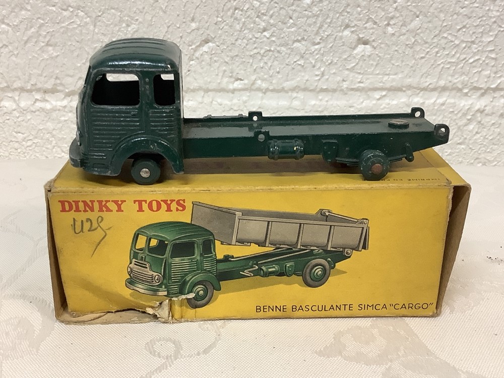 Lot de véhicules et remorque DINKY TOY ET CIJ en l’état 4 monnaies lot de vehicules et remorque dinky toy et cij en l etat