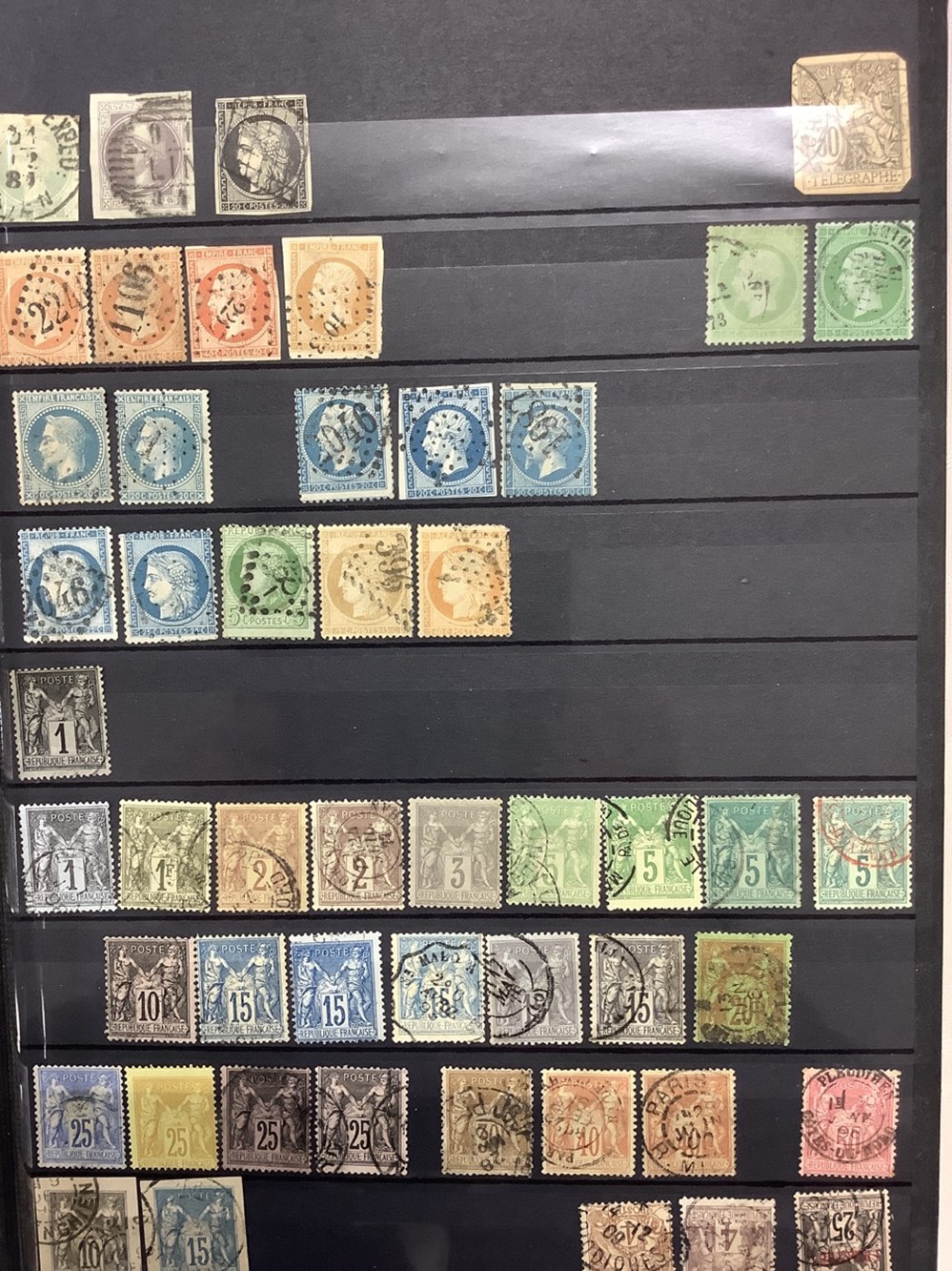 9 albums de timbres France, principalement oblitérés, quelques neufs, + colonies + Occupation française en Allemagne. 3 monnaies 9 albums de timbres france principalement obliteres quelques neufs colonies occupation francaise en allemagne