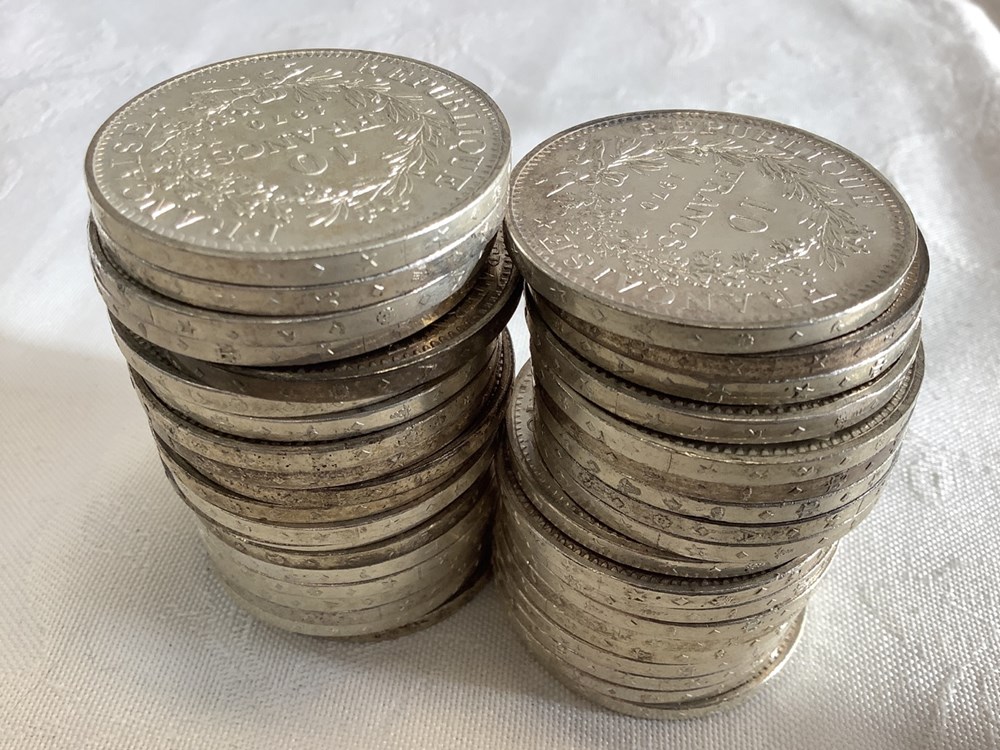40 pièces de 10 francs Hercule en argent, de 1965 à 1970 monnaies 40 pieces de 10 francs hercule en argent de 1965 a 1970