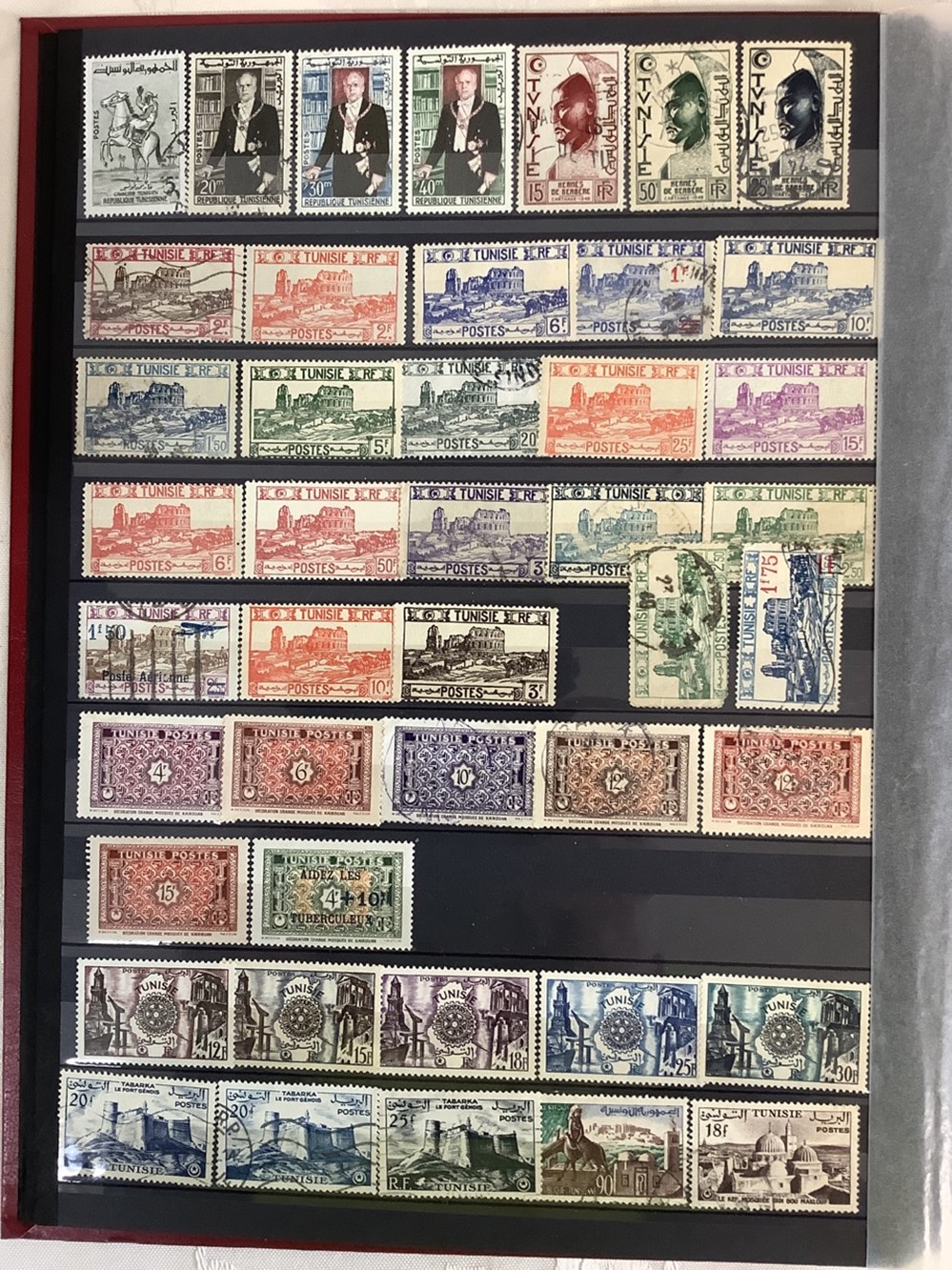 9 classeurs principalement Afrique 4 monnaies 9 classeurs principalement afrique