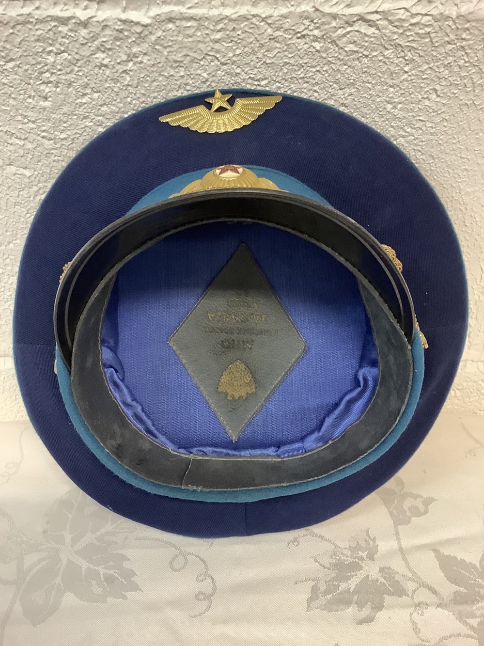 monnaies 2 casquettes militaires russes