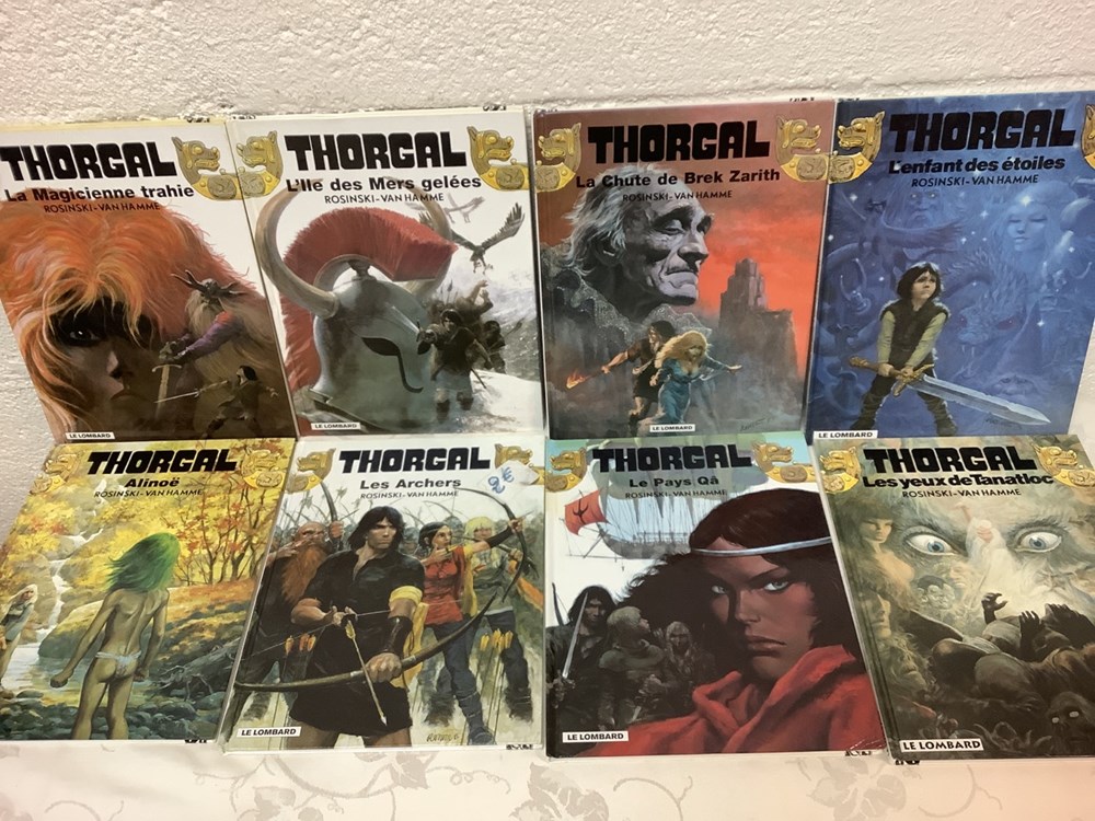 Lot de 16 BD THORGAL, dont 1 souple, ensemble propre, non crayonné et non déchiré 2 monnaies lot de 16 bd thorgal dont 1 souple ensemble propre non crayonne et non dechire