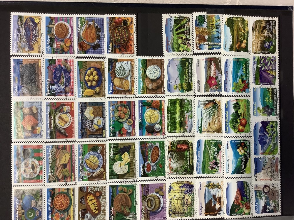 9 albums de timbres France, principalement oblitérés, quelques neufs, + colonies + Occupation française en Allemagne. 2 monnaies 9 albums de timbres france principalement obliteres quelques neufs colonies occupation francaise en allemagne