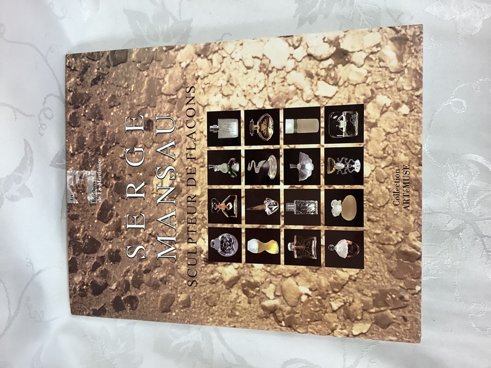 monnaies 3 livres sur les parfums