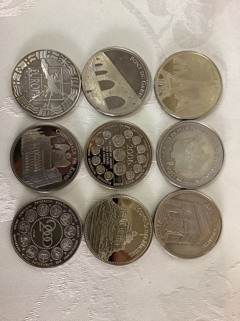 Lot de 19 médailles commémoratives les trésors du patrimoine 3 monnaies lot de 19 medailles commemoratives les tresors du patrimoine