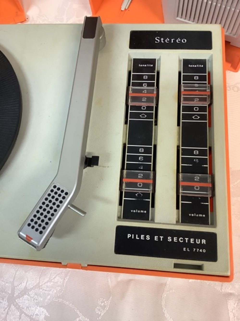 monnaies electrophone stereo continental edison el 7740
