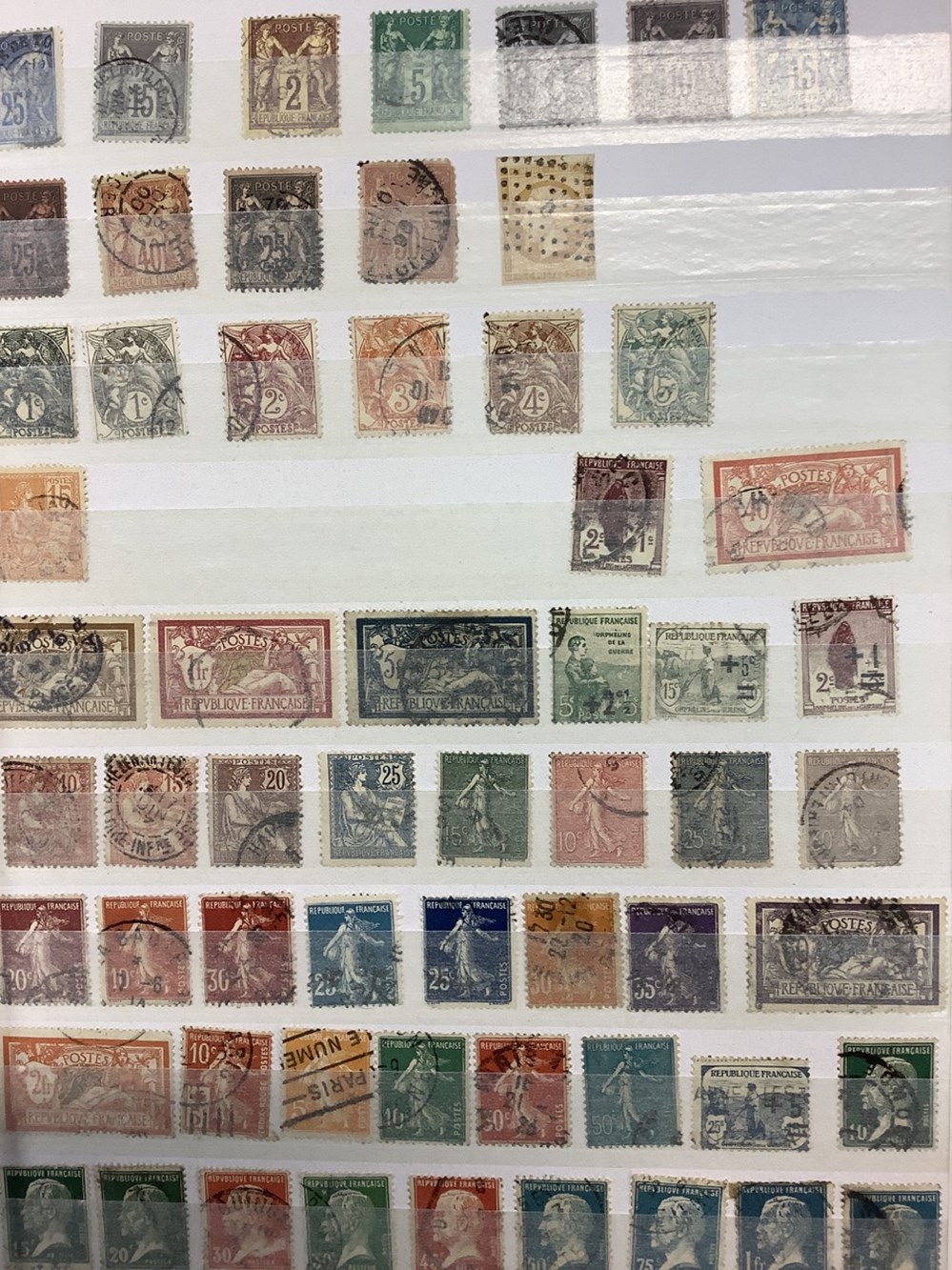 monnaies 2 albums de timbres neuf et obliteres france dont poste aerienne liberation chemin de fer franchise postale etc