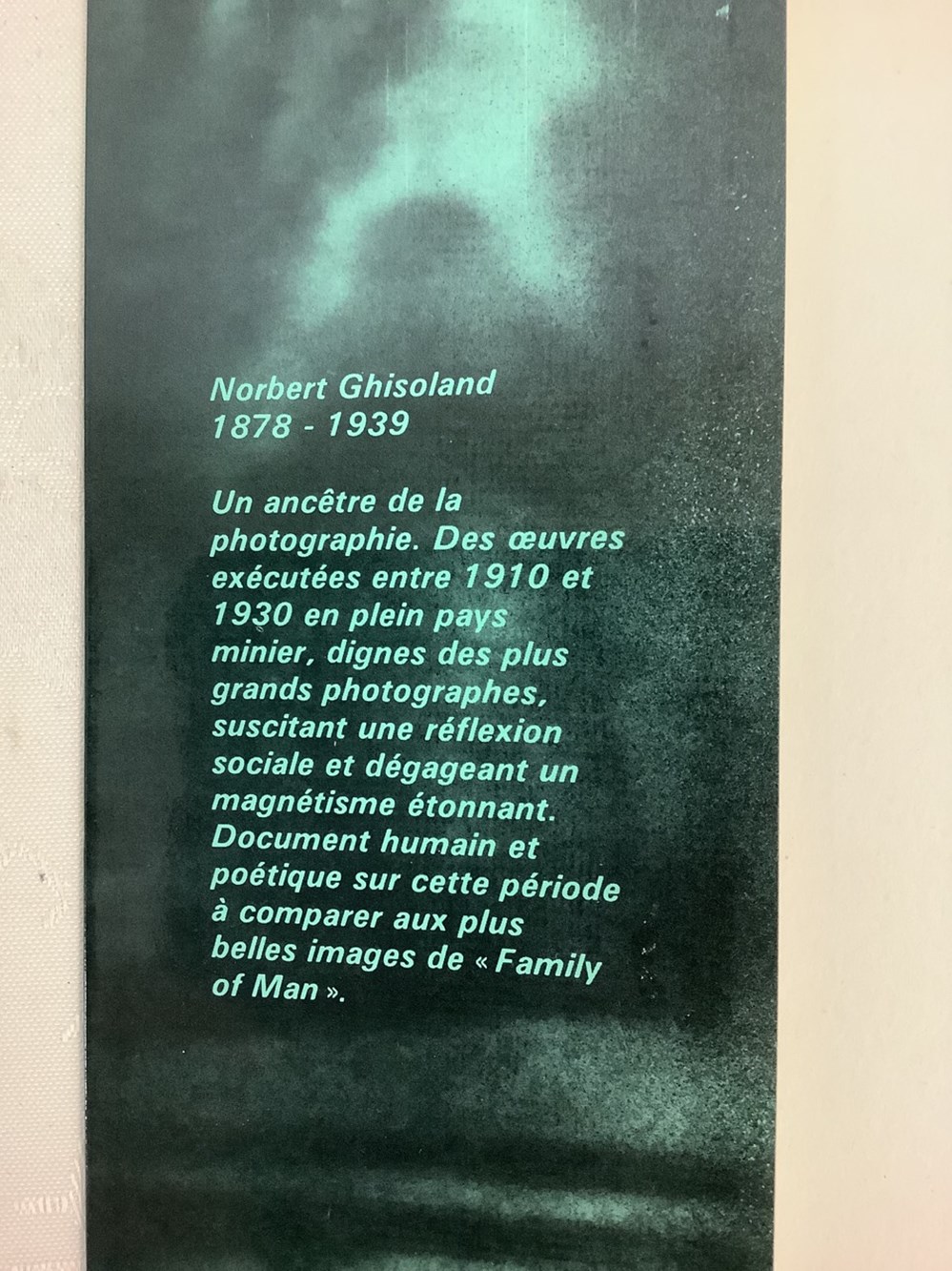 1 album de photographies anciennes et un livre des photographies de Norbert GHISOLAND préface de Patrick Raynaud 5 monnaies 1 album de photographies anciennes et un livre des photographies de norbert ghisoland preface de patrick raynaud