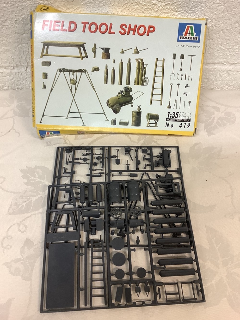 Ensemble de 6 petites maquettes militaria à construire de marque Tamiya, Encore, Italeri et Aifix avec leur notice sauf la maquette Encore 4 monnaies ensemble de 6 petites maquettes militaria a construire de marque tamiya encore italeri et aifix avec leur notice sauf la maquette encore