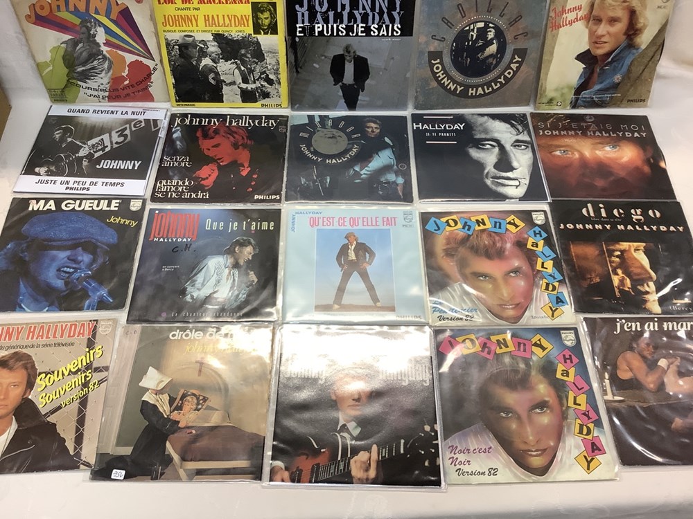 24 vinyles 45 T. monnaies 24 vinyles 45 t