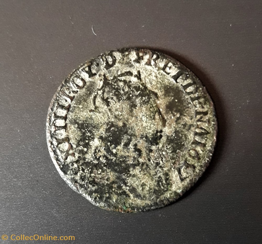 Louis XIV - Liard de France - Avers : L. XIIII .ROY. DE FR. ET. DE. NA. 1657 - Revers : LIARD. / .DE monnaie royale louis xiv liard de france avers l xiiii roy de fr et de na 1657 revers liard de