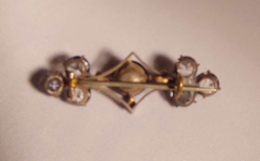 Brosch, paste med svarta kanter antiquities brosch paste med svarta kanter
