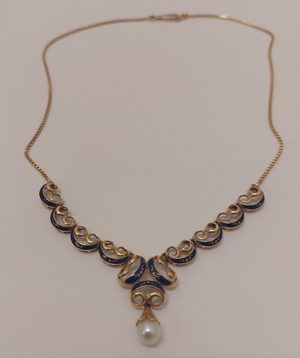 Collier guld och emalj art antiquities collier guld och emalj