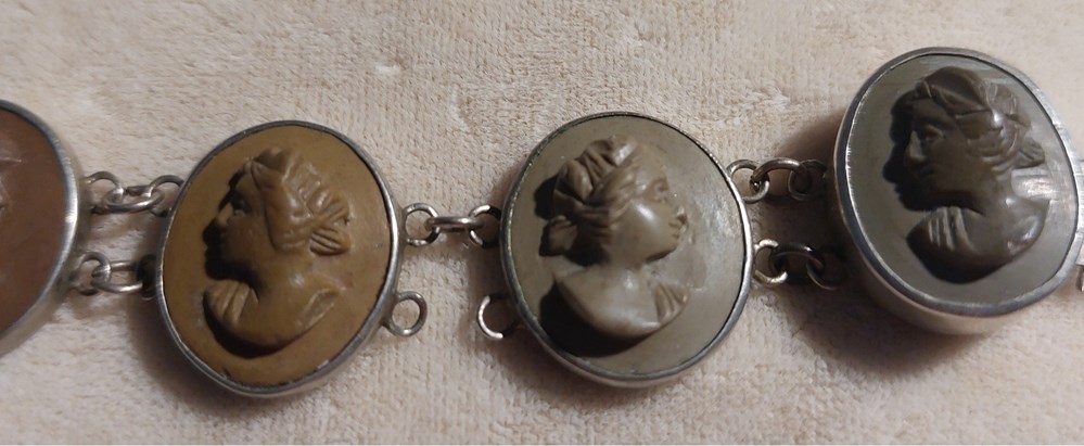 art antiquities armband lavacameer