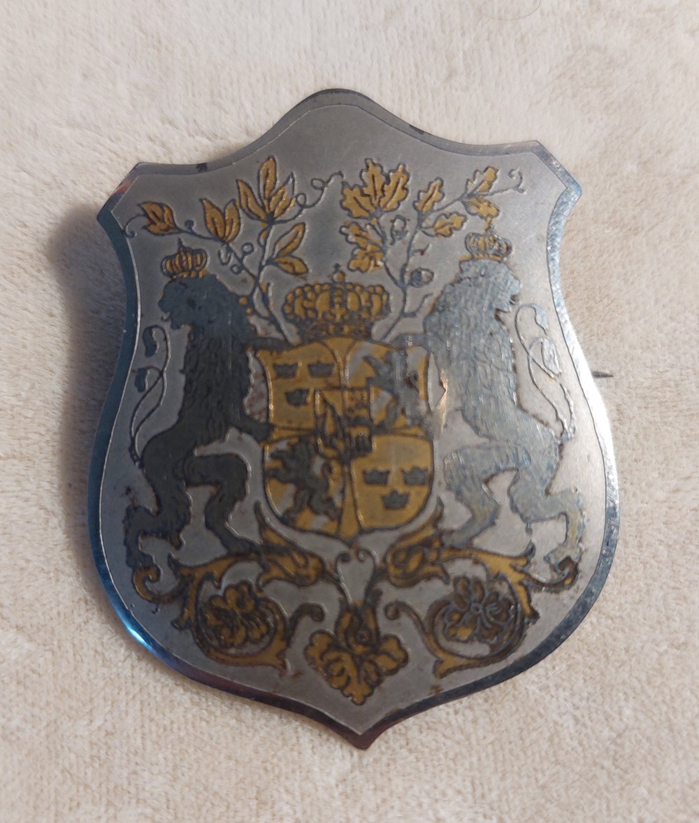 Brosch, ståletsad, riksvapnet art antiquities brosch staletsad riksvapnet
