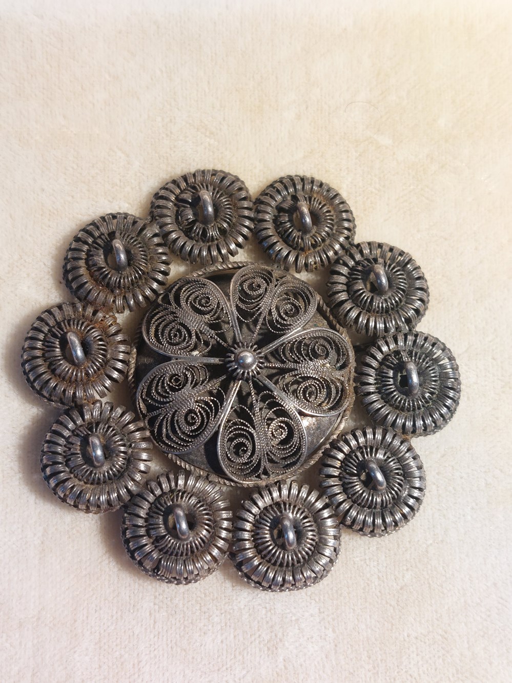Brosch silver, filigran art antiquities brosch silver filigran