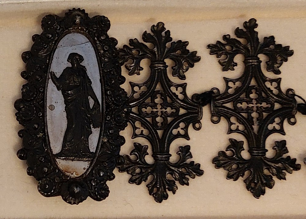 art antiquities armband berliner eisen nyklassicistisk stil