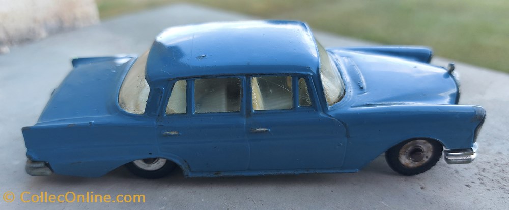 modeles reduits voitures mercedes 220 se bleue petrole 186