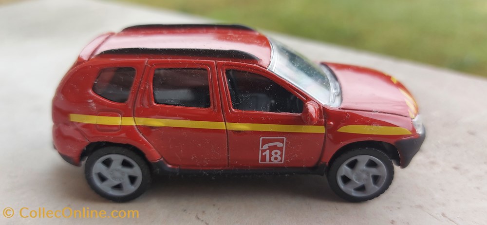 modeles reduits voitures renault dacia duster pompier norev